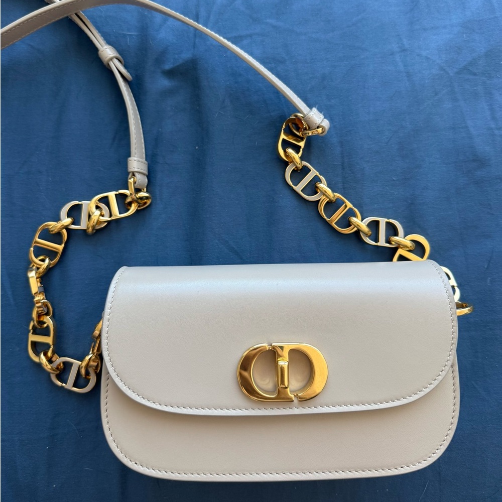 Dior 30 Montaigne Avenue Bag in Beige